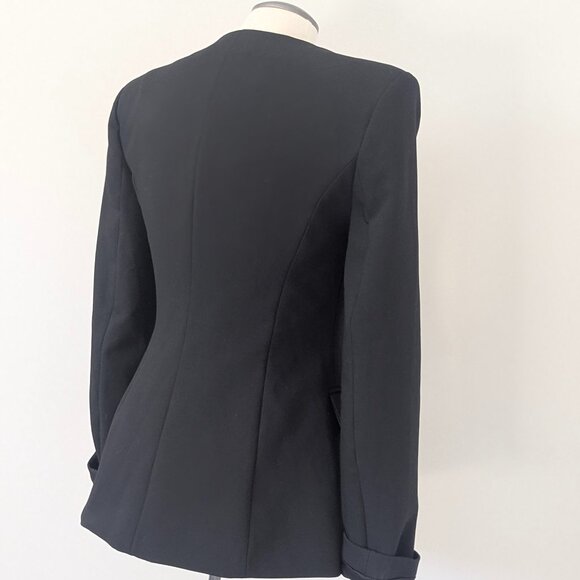 New with tags. Zara structured blazer. Black. Medium. - Picture 5 of 11
